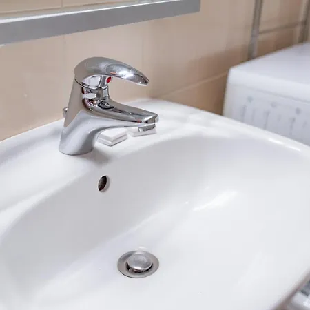 - Finalmente A By Happyhostorino